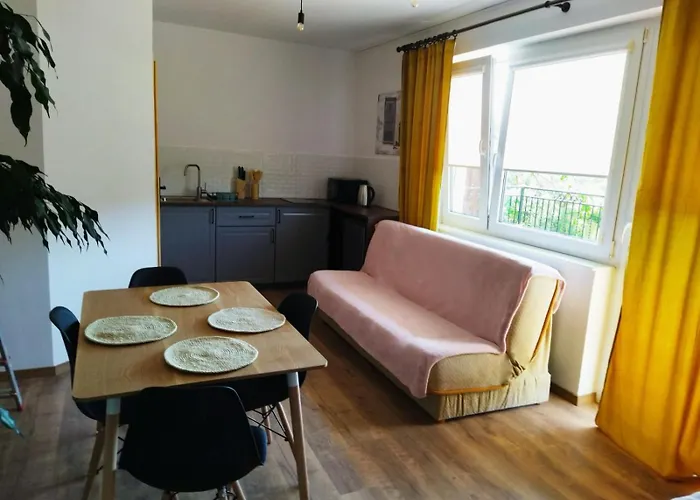 Rum i privatbostad Balta Maro *